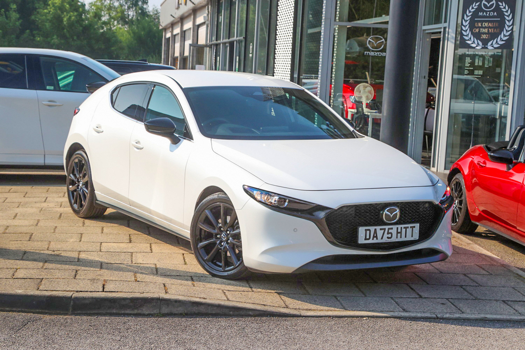 Mazda 3 2.5 E-skyactiv G Mhev 140 Homura White