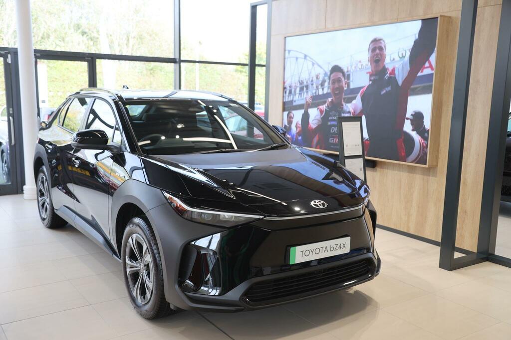 Toyota Aygo 1.0 Vvt-i X-trend X-shift Red