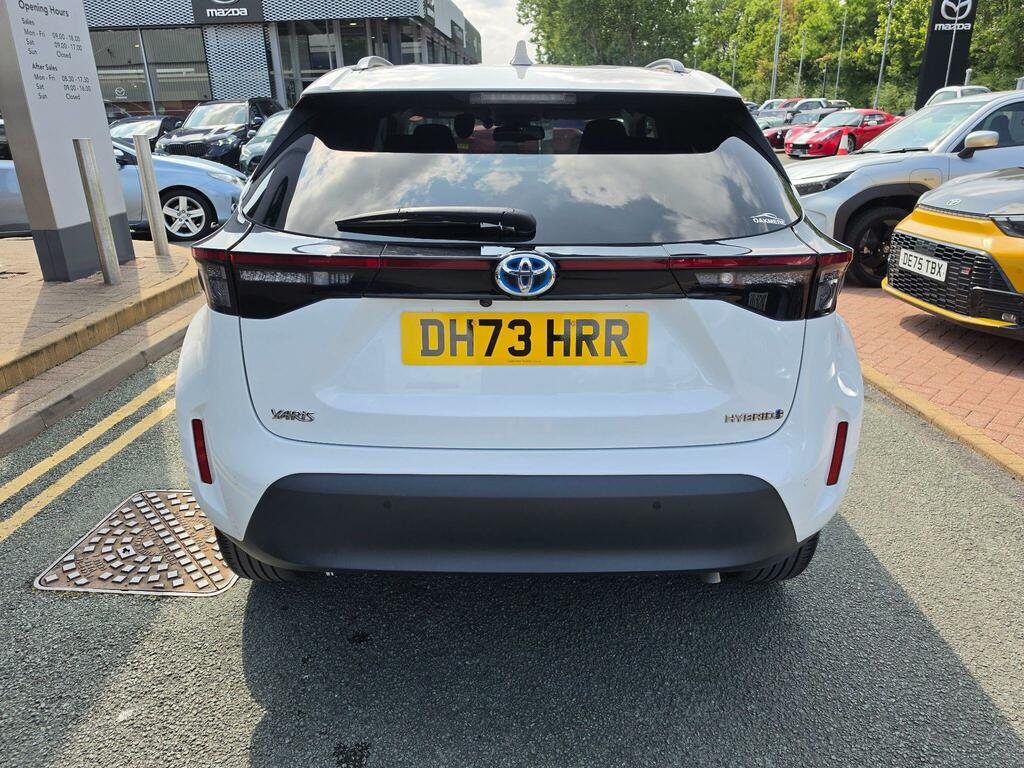 Toyota Yaris Cross 1.5 Vvt-h Excel Suv Hybrid E-cvt Euro 6 DH73HRR White #4