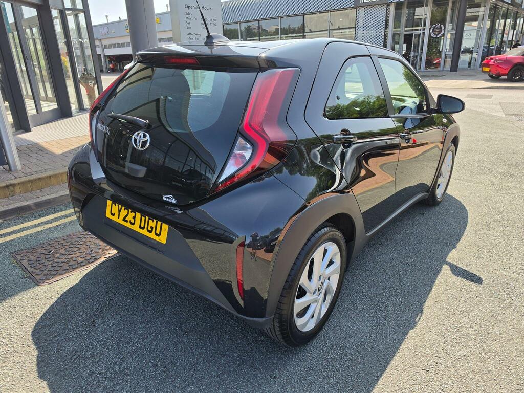 Toyota Aygo X 1.0 Vvt-i Pure CY23DGU Black #3