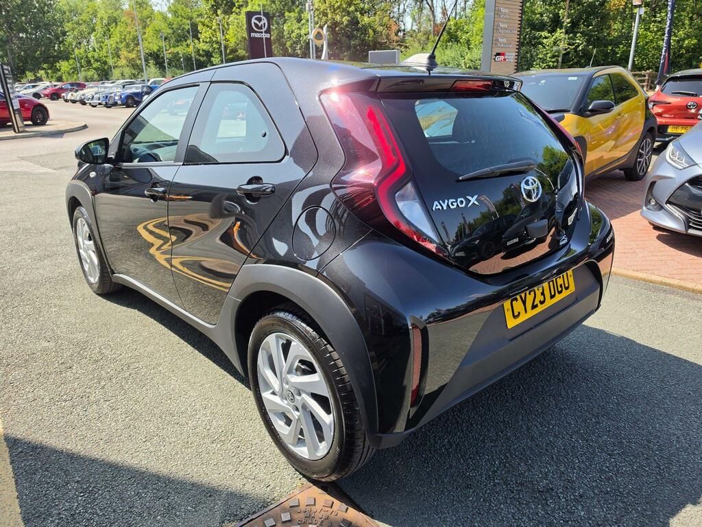 Toyota Aygo X 1.0 Vvt-i Pure CY23DGU Black #5
