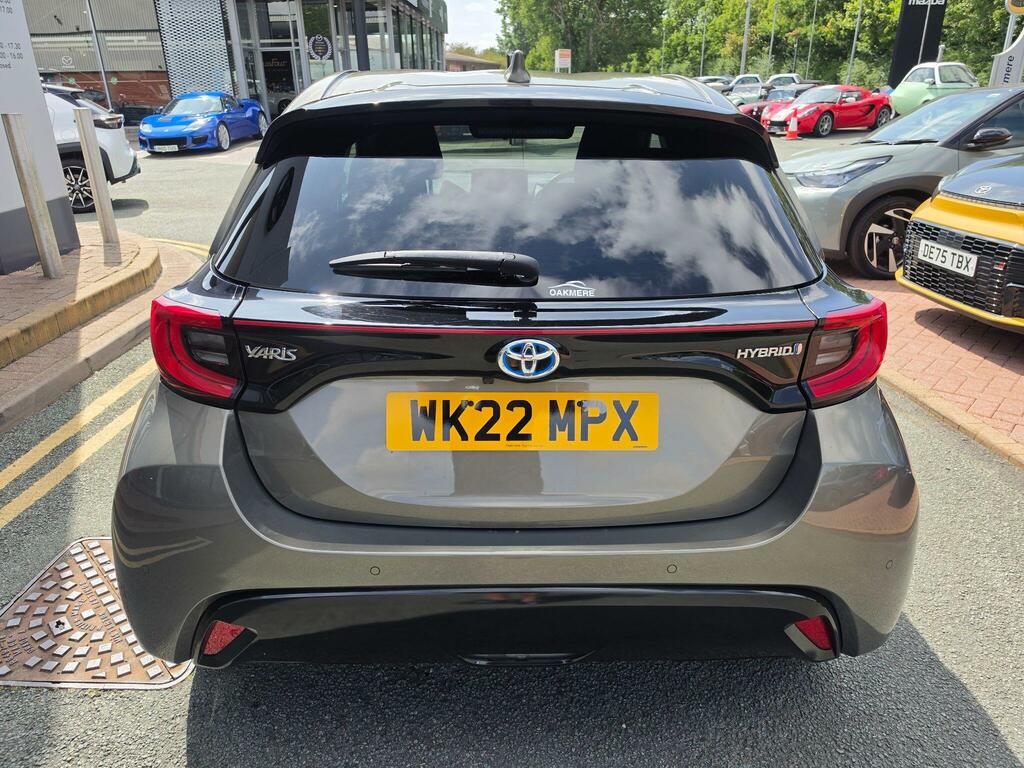 Toyota Yaris 1.5 Hybrid Dynamic Cvt WK22MPX Brown #5