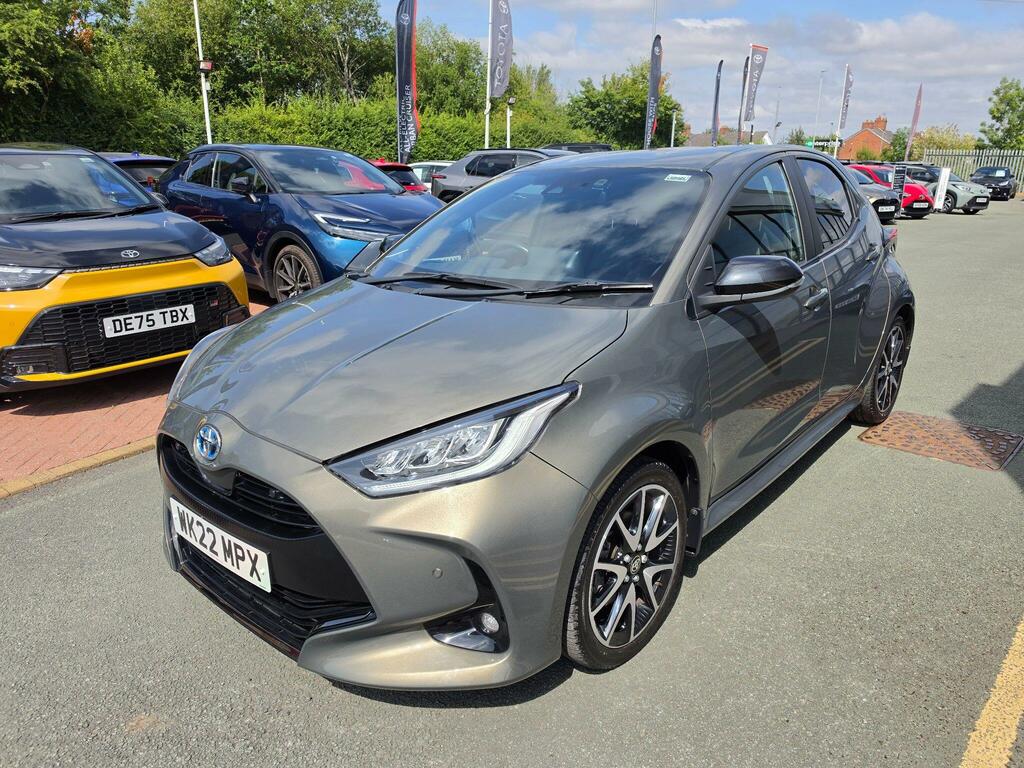 Toyota Yaris 1.5 Hybrid Dynamic Cvt WK22MPX Brown #4
