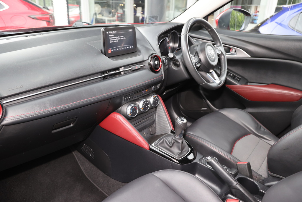Mazda CX-3 2.0 Sport Nav Red #2