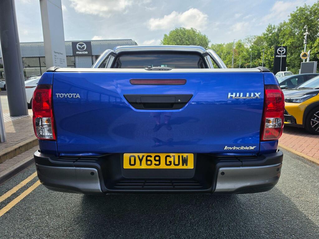 Toyota HILUX Invincible X Dcab Pick Up 2.4 D-4d Blue #4