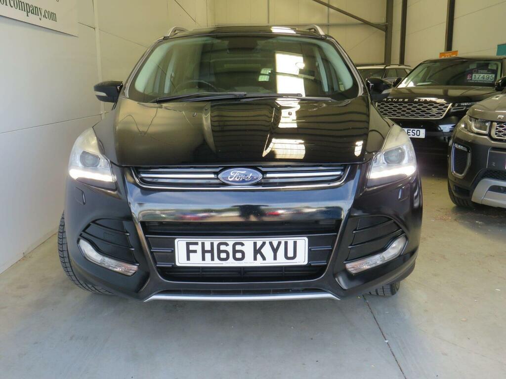 Ford Kuga 2.0 Tdci Titanium X Awd Euro 6 Ss Black #3