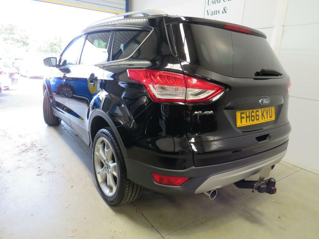 Ford Kuga 2.0 Tdci Titanium X Awd Euro 6 Ss Black #5