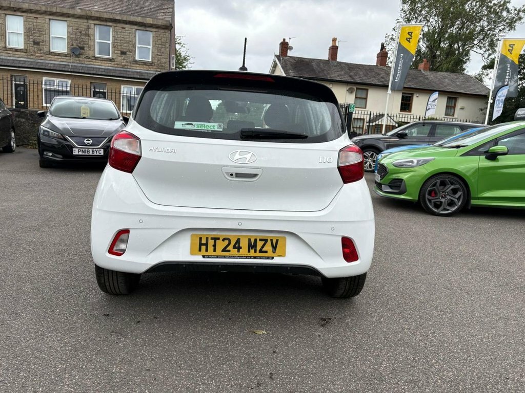 Hyundai I10 1L Advance HT24MZV White #4
