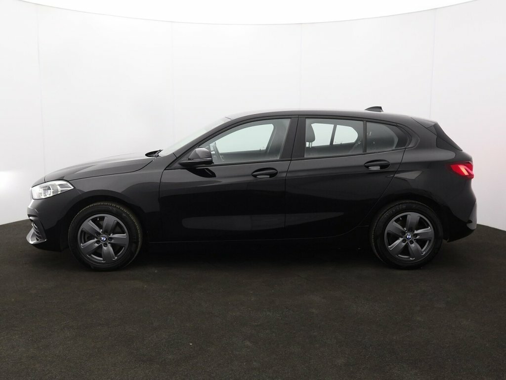 BMW 1 Series 1.5L Se YY70WEU Black #4