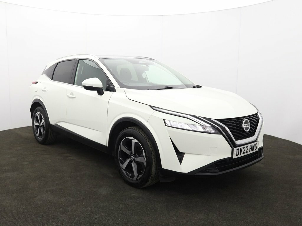 Nissan Qashqai 1.3L N-connecta DV22HWG White