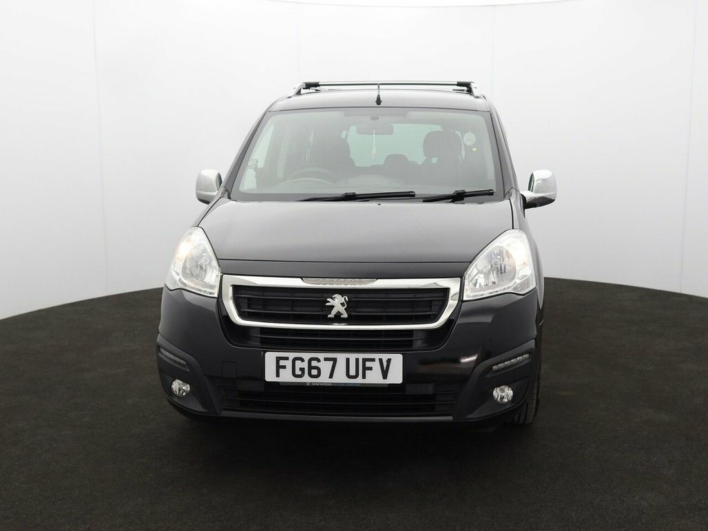Peugeot Partner Tepee 1.6L Active Black #2