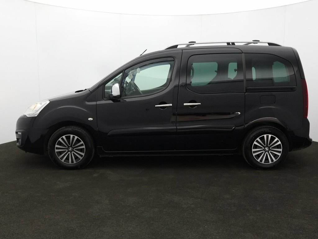 Peugeot Partner Tepee 1.6L Active Black #4