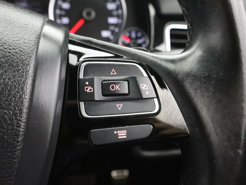 Volkswagen Touareg Tdi V6 Bluemotion Tech R-line White #14