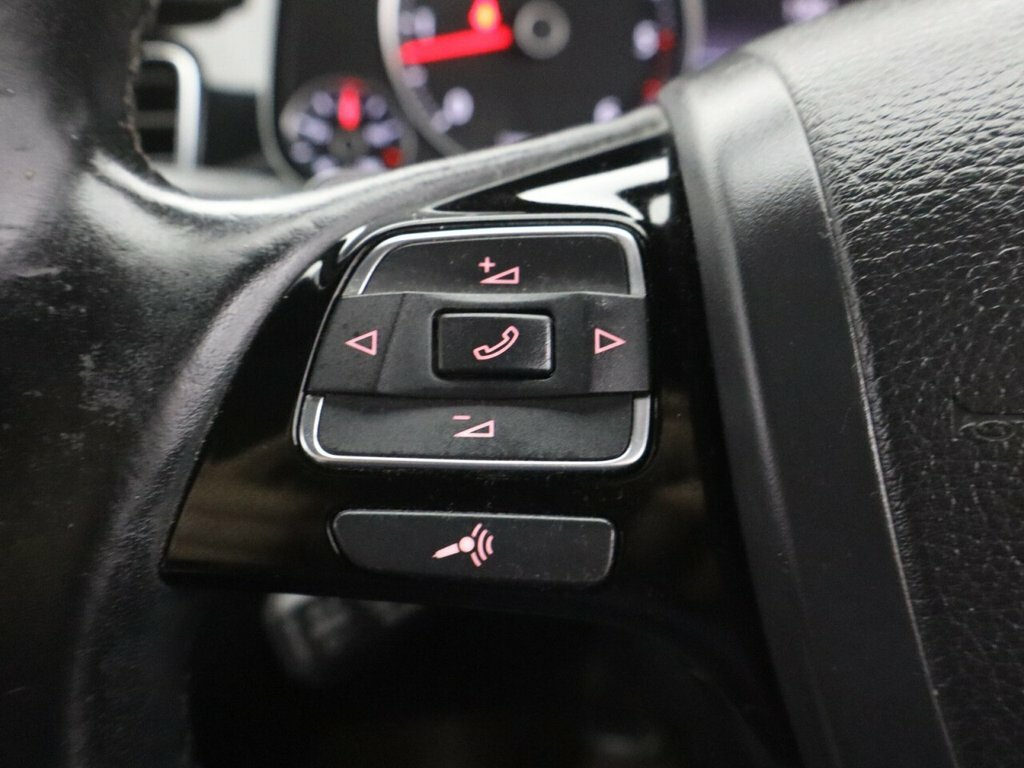 Volkswagen Touareg Tdi V6 Bluemotion Tech R-line White #13