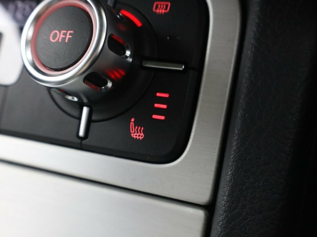Volkswagen Touareg Tdi V6 Bluemotion Tech R-line White #23