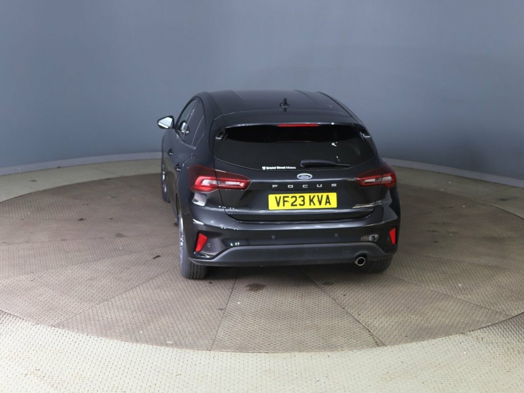 Ford Focus 1L Titanium VF23KVA Black #4