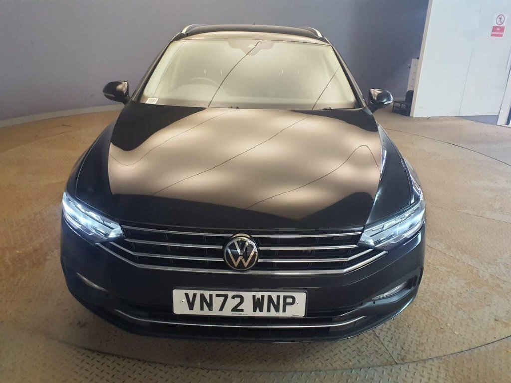 Volkswagen Passat 1.5L Sel Black #2