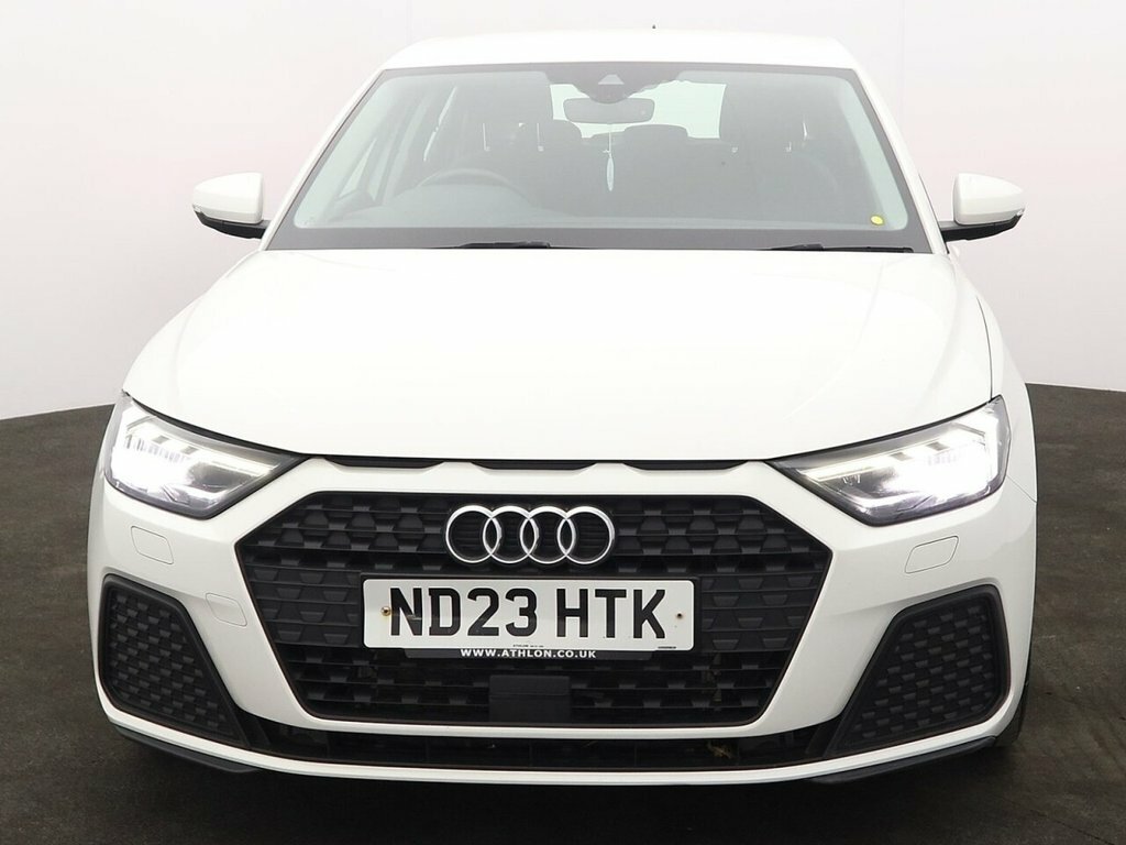 Audi A1 1L Technik ND23HTK White #2