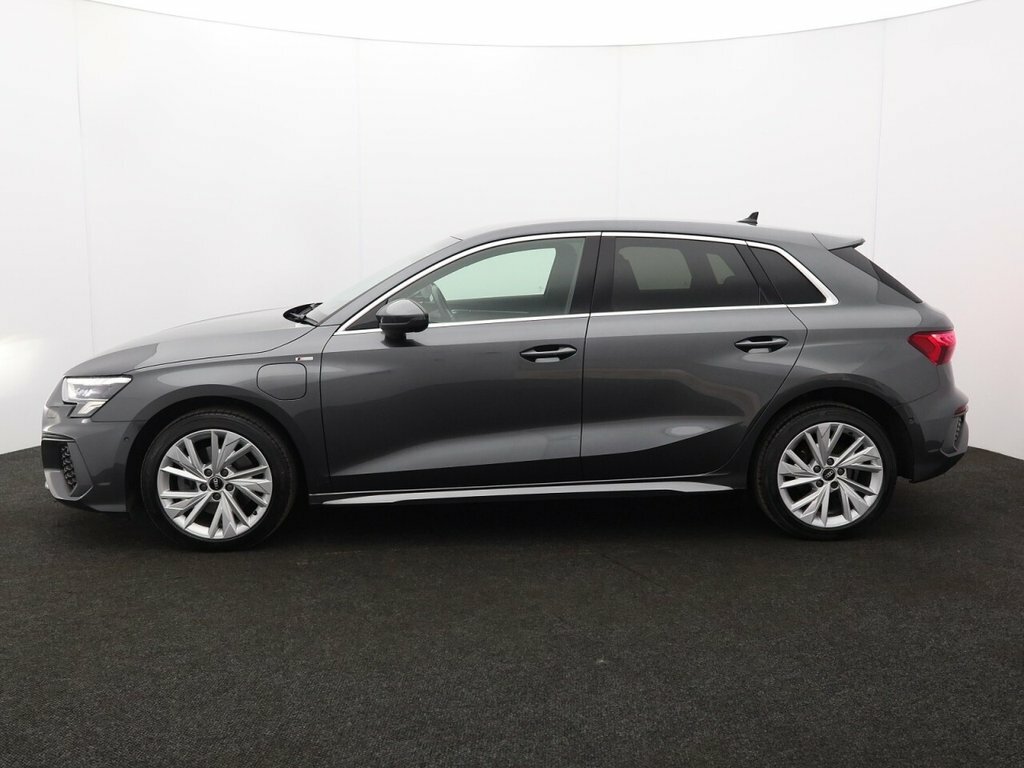 Audi A3 1L S Line WP23KCF Grey #4