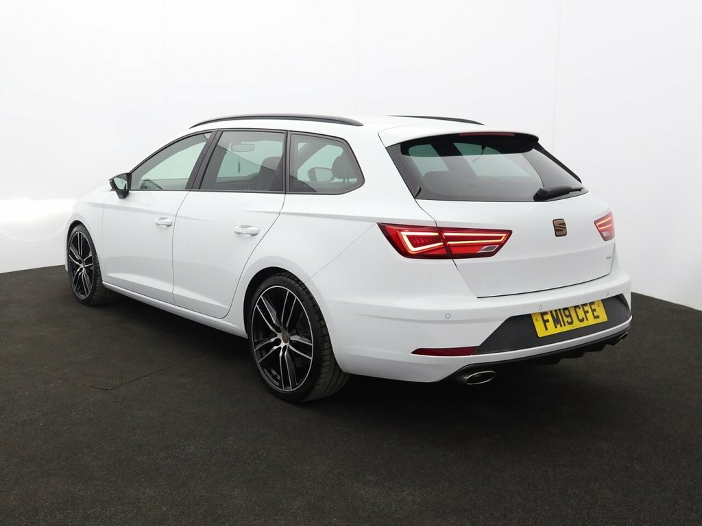 Seat Leon 2L Cupra 300 FM19CFE White #5