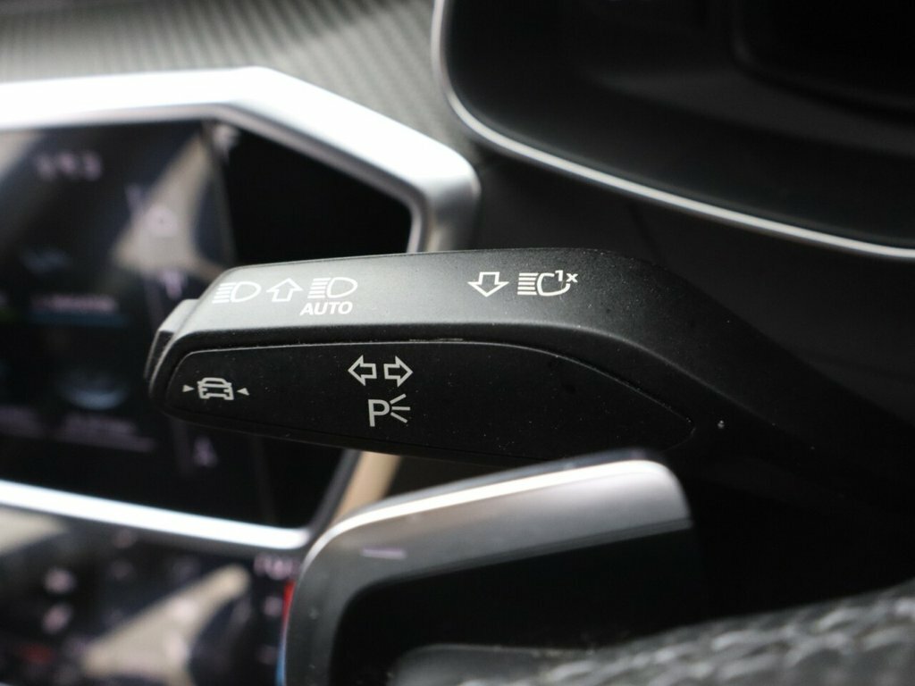 Audi A6 Avant Sandero Stepway Expression Tce Black #38