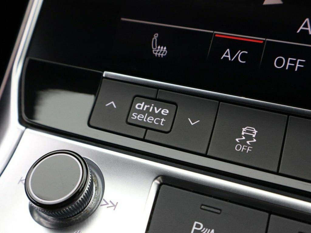 Audi A6 Avant Sandero Stepway Expression Tce Black #25