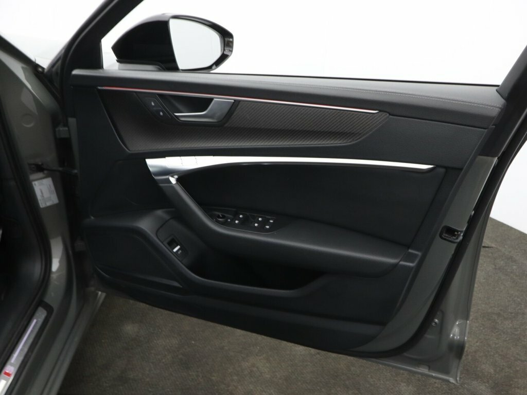 Audi A6 Avant Sandero Stepway Expression Tce Black #43