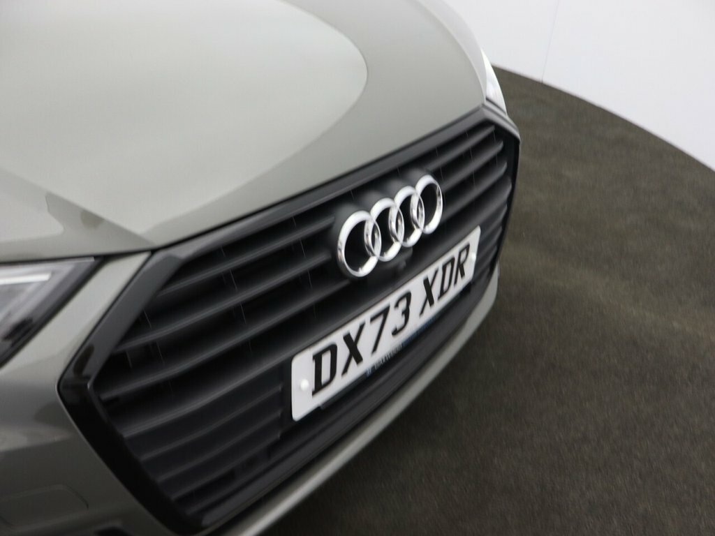 Audi A6 Avant Sandero Stepway Expression Tce Black #65
