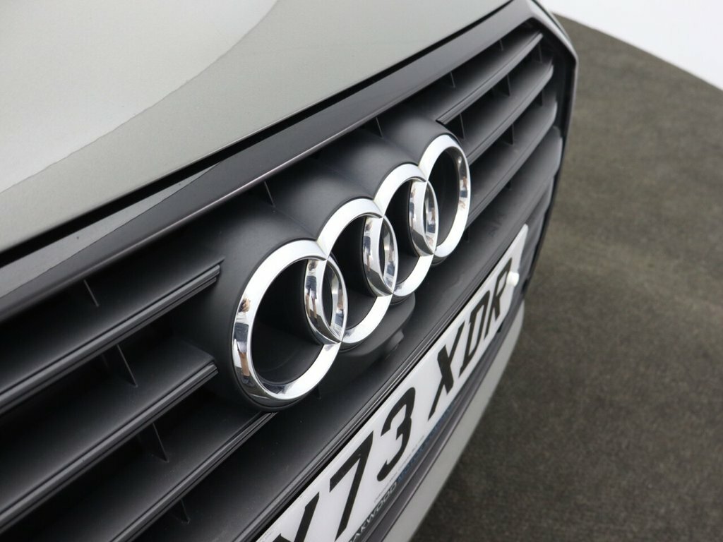 Audi A6 Avant Sandero Stepway Expression Tce Black #66