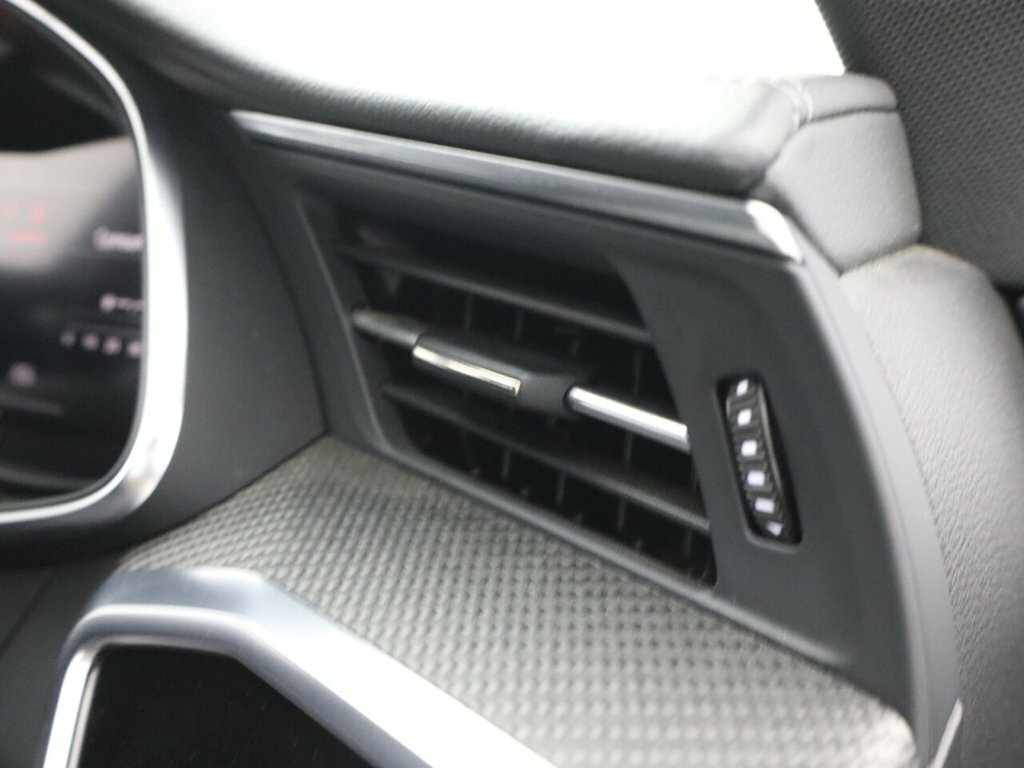 Audi A6 Avant Sandero Stepway Expression Tce Black #41