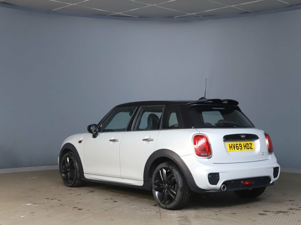 Mini Hatch 1.5L Cooper Sport Silver #4
