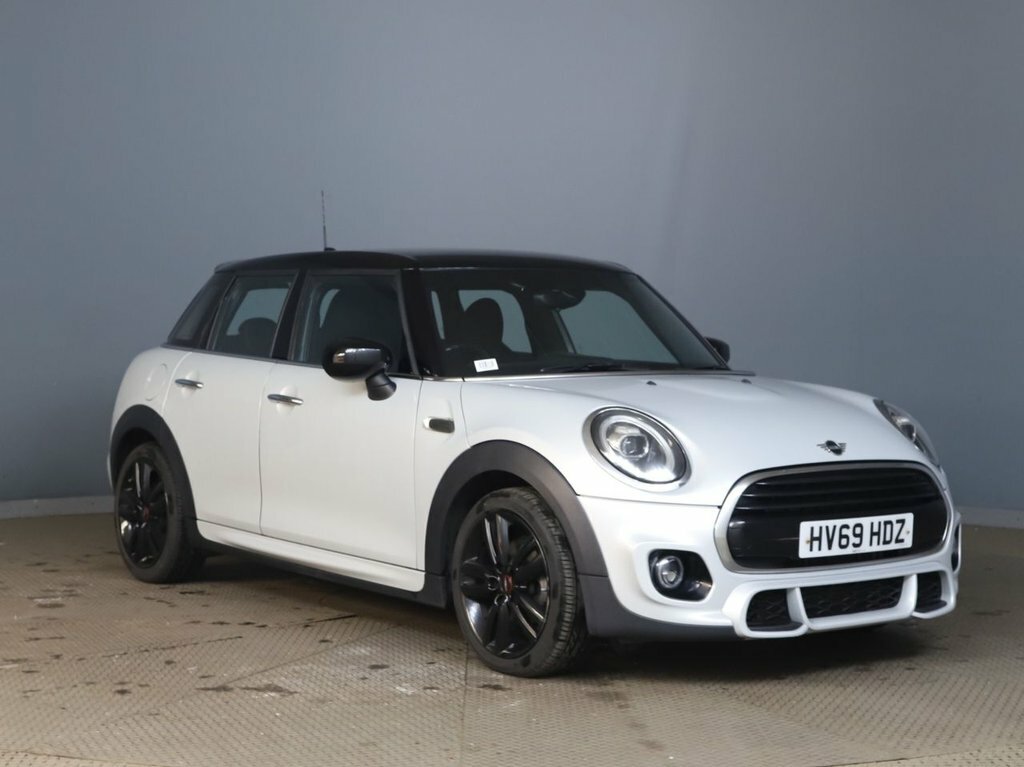 Mini Hatch 1.5L Cooper Sport Silver