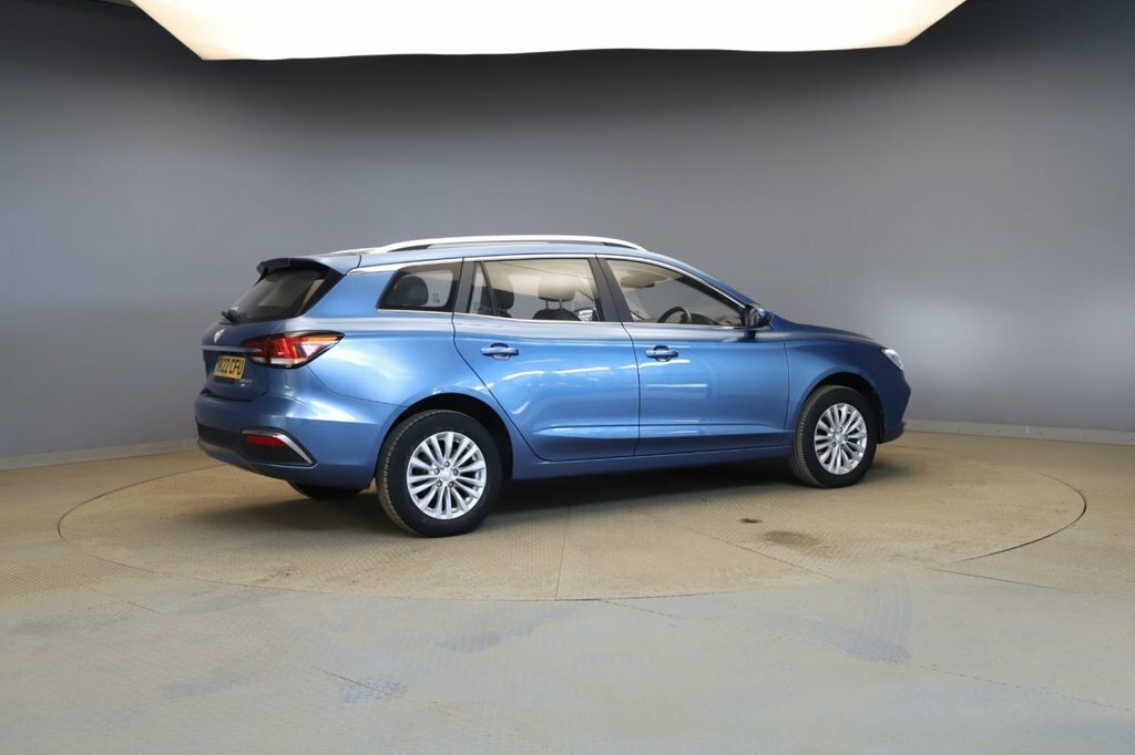 MG MG5 Estate Blue #5