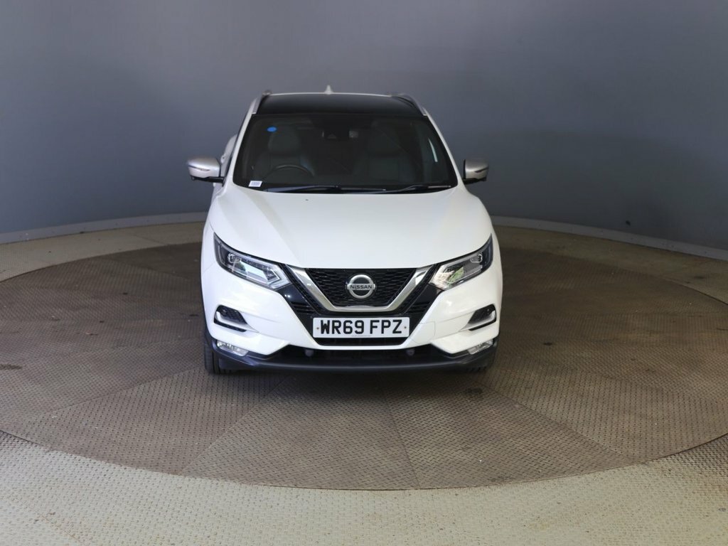Nissan Qashqai 1.3L Tekna White #2