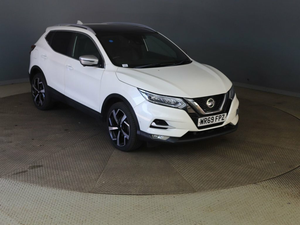 Nissan Qashqai 1.3L Tekna White