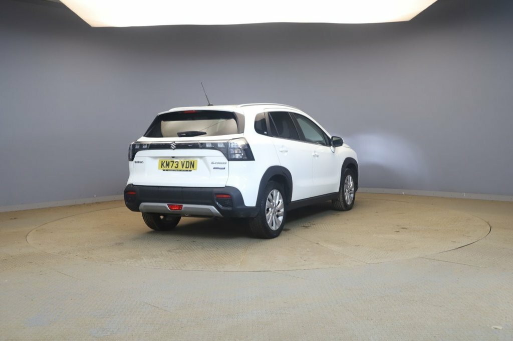 Suzuki S Cross 1.4L Motion White #4