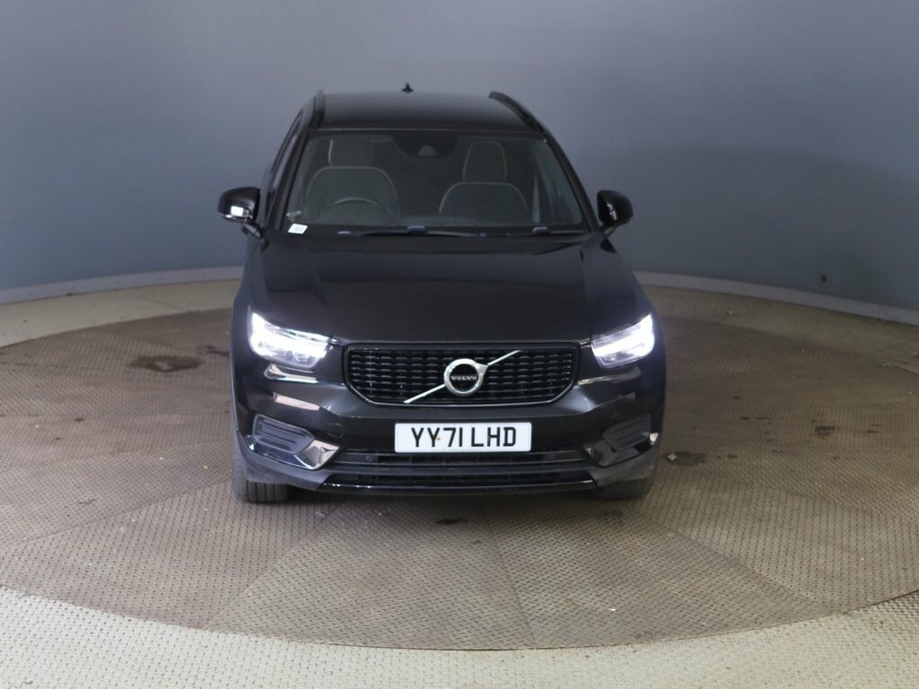 Volvo XC40 2L R-design Black #2