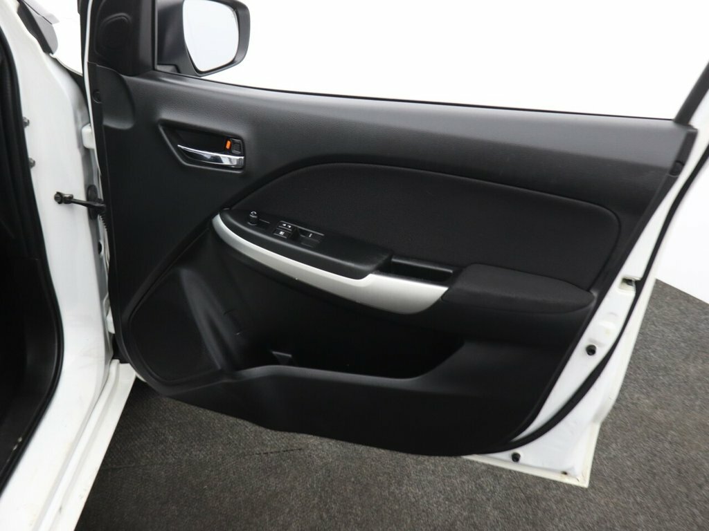Suzuki Baleno 1.2 Dualjet Sz3 White #27