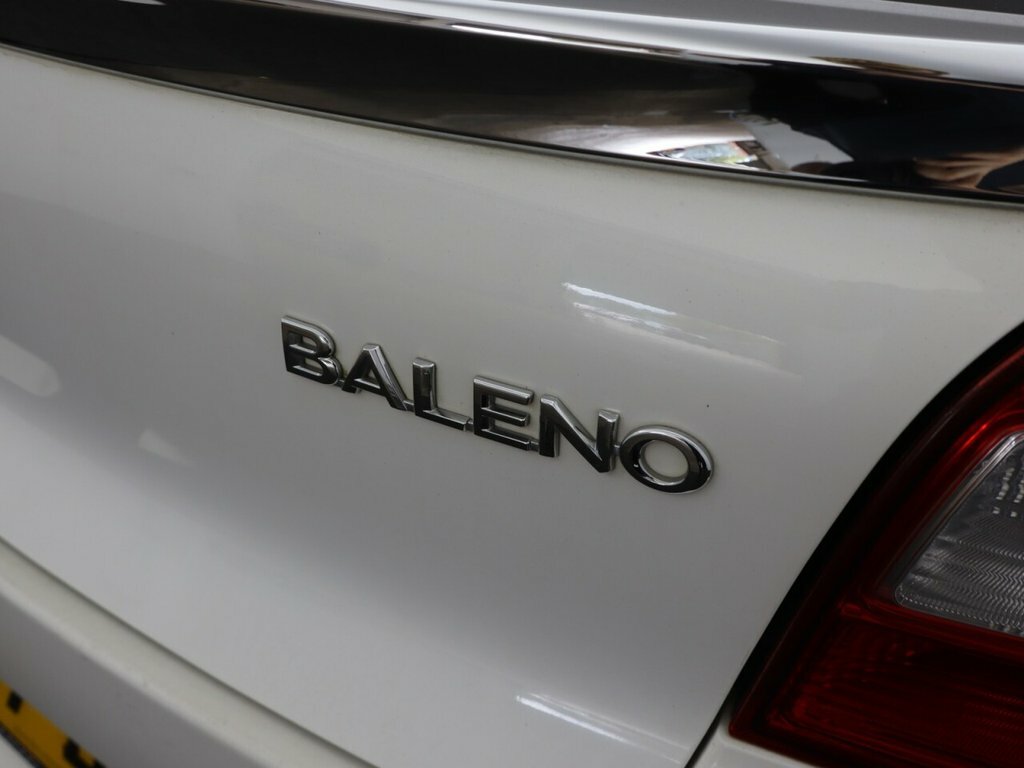 Suzuki Baleno 1.2 Dualjet Sz3 White #44