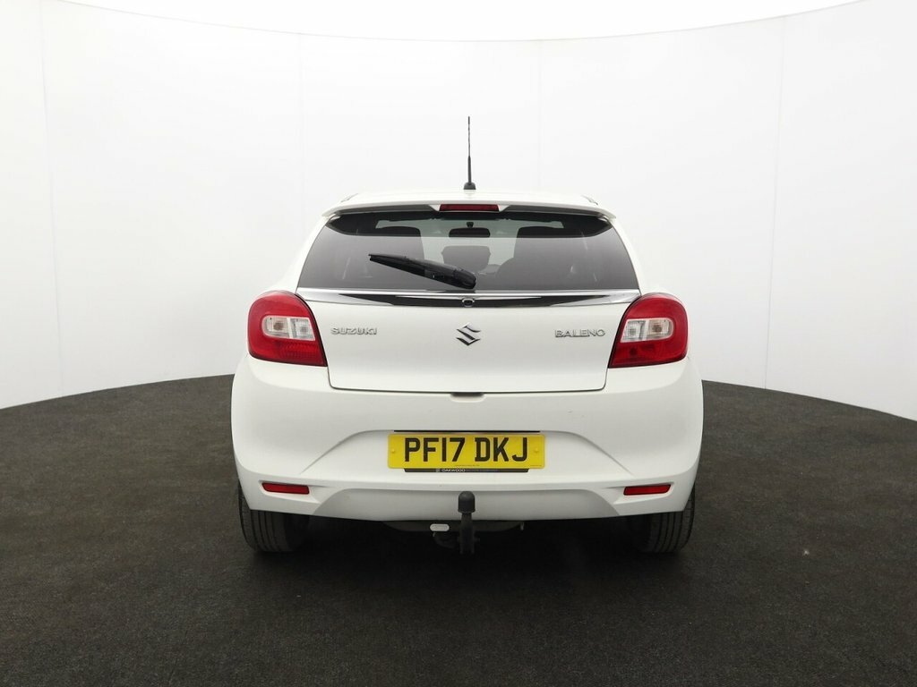 Suzuki Baleno 1L Sz-t White #6