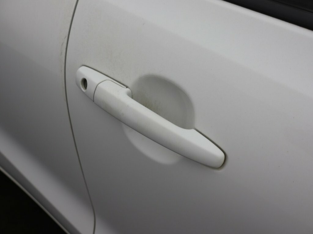 Suzuki Baleno 1.2 Dualjet Sz3 White #38