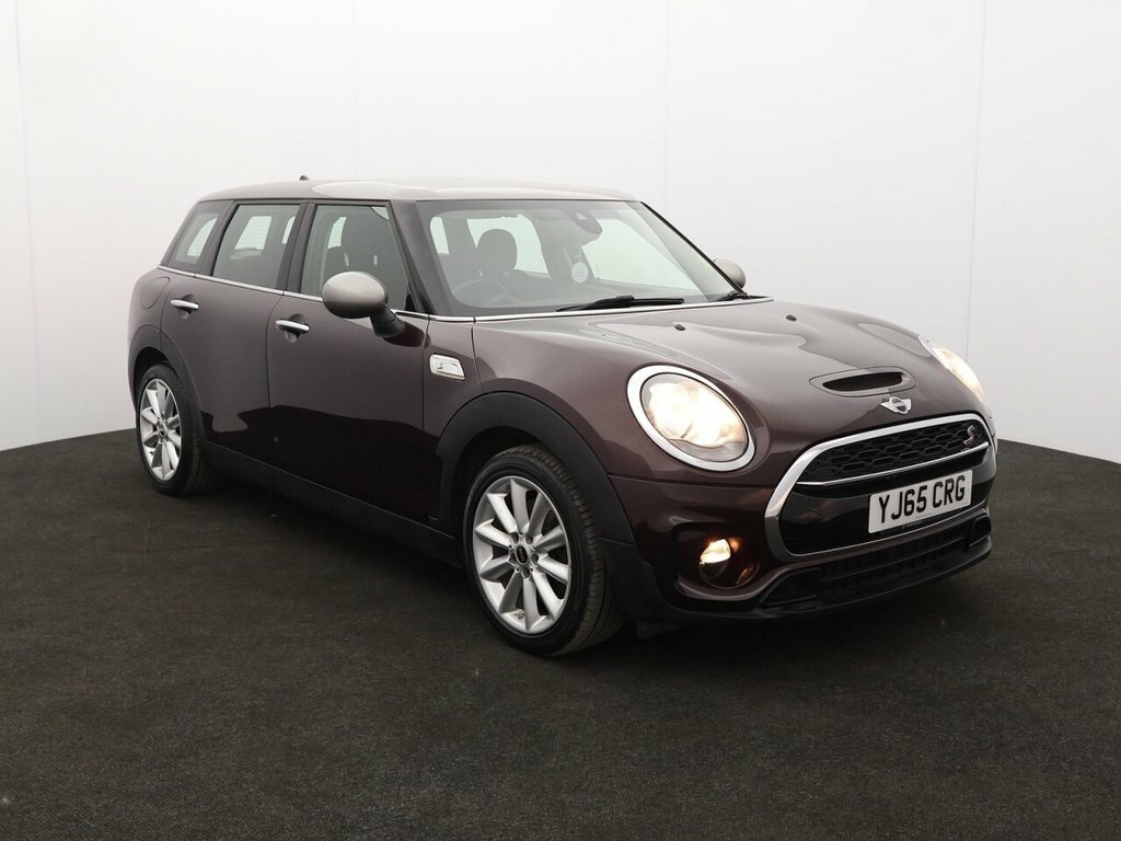 Mini Clubman 2L Cooper S Red