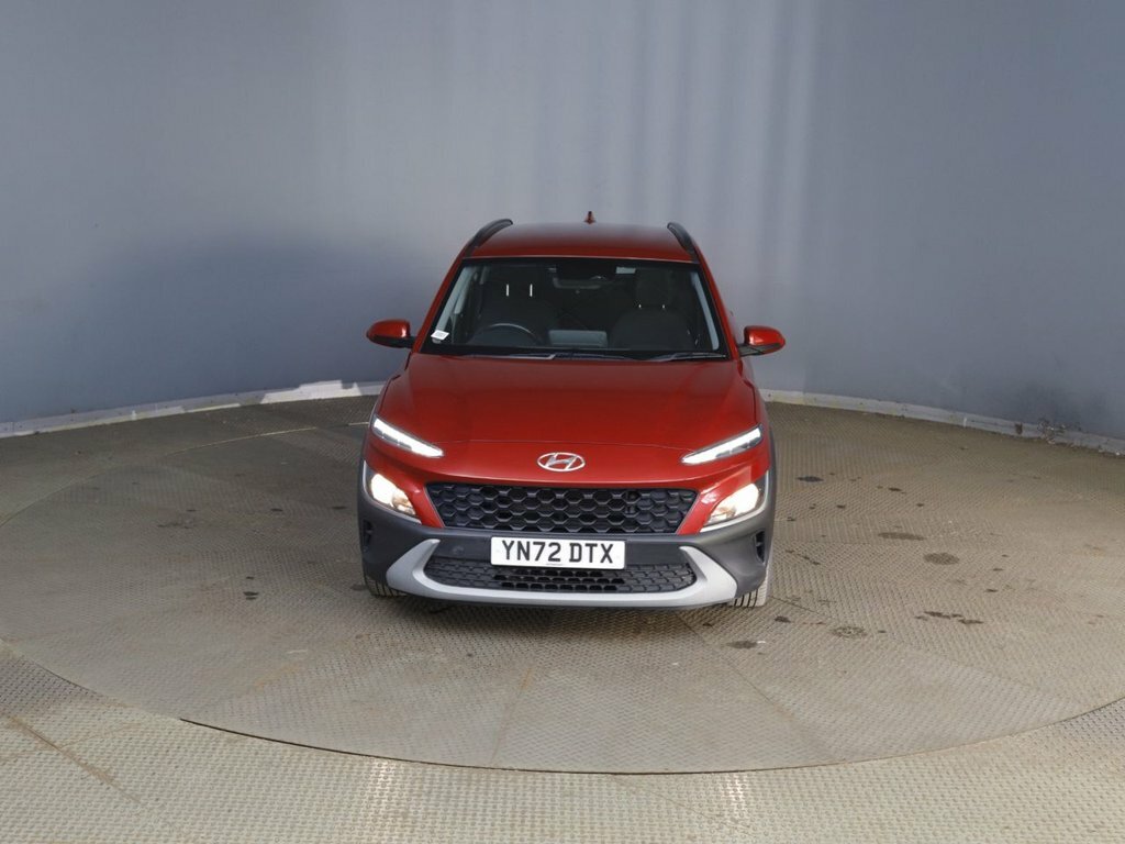 Hyundai Accent Hatchback Red #2