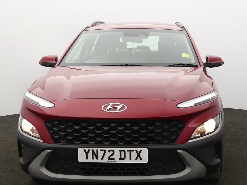 Hyundai Accent Hatchback Red #2