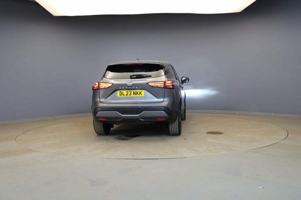 Nissan Qashqai 1.3L N-connecta Grey #4