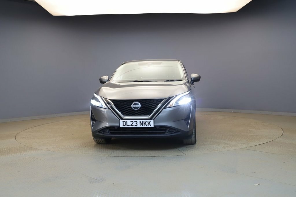Nissan Qashqai 1.3L N-connecta Grey