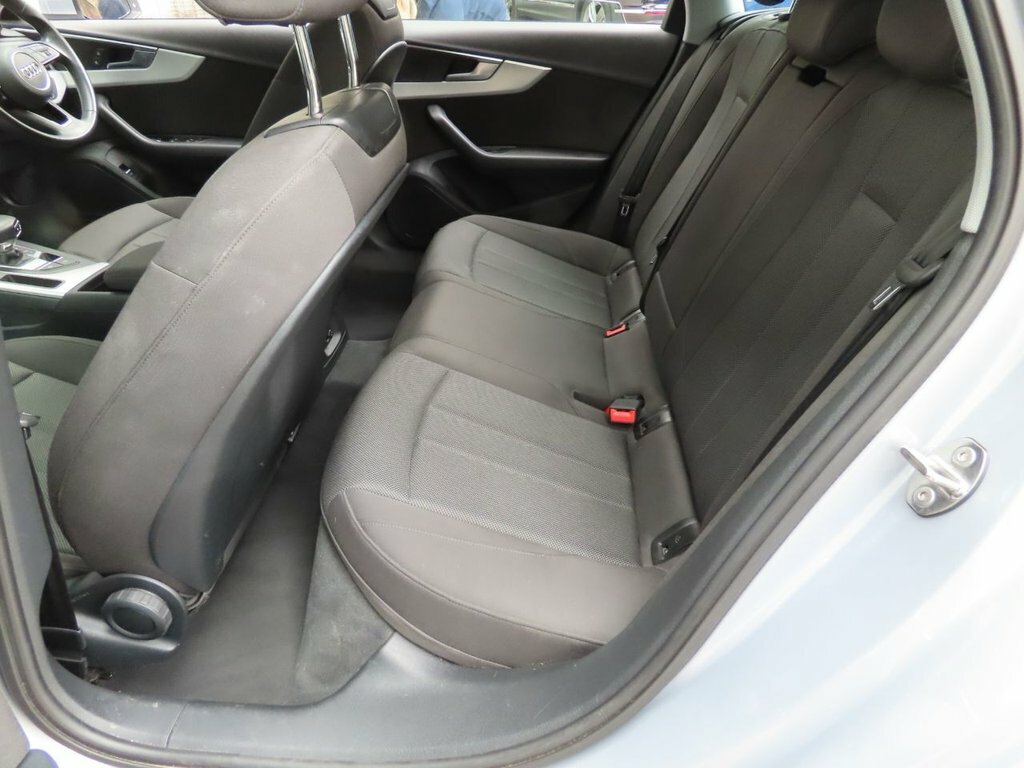 Audi A4 Avant 2L Technik Silver #6