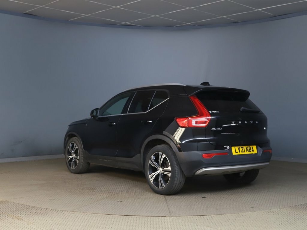Volvo XC40 2L Inscription Pro Black #4