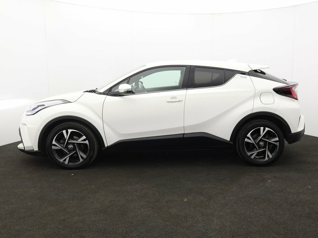 Toyota C-Hr 1.8L Design MK72HSF White #4