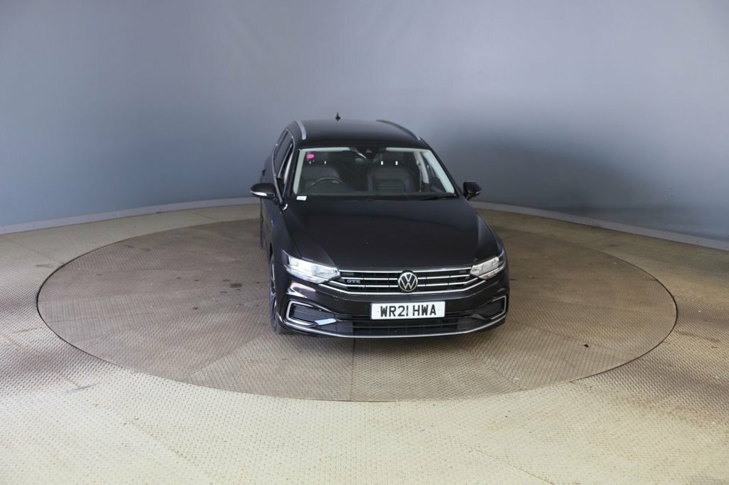 Volkswagen Passat 1.4L Gte Black #2